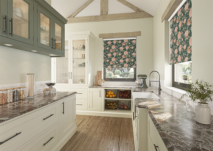 Bouquet, Springwood - Roller Blind - Image 7